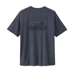 Patagonia T-SHIRT CAP COOL DAILY GRAPHIC SKYLINE BLUE 5 Patagonia T-SHIRT CAP COOL DAILY GRAPHIC SKYLINE BLUE -Boutique De Camping 6a153b860e7c0f6c2900c8669b3b